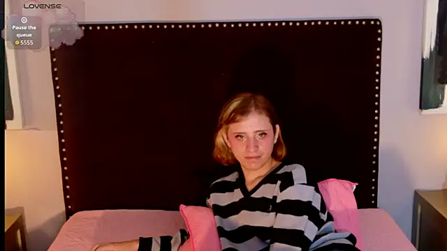 seraphine_star Webcamshow