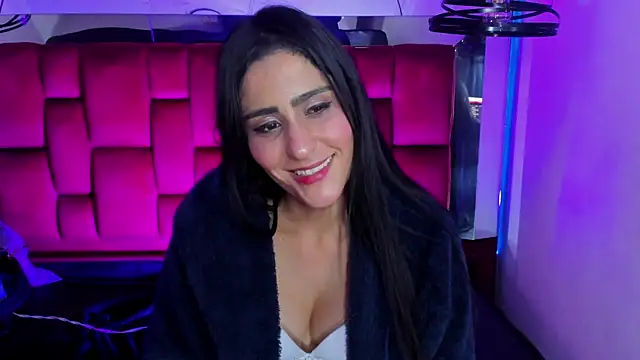 _Alahiia_: онлайн-секс-чат