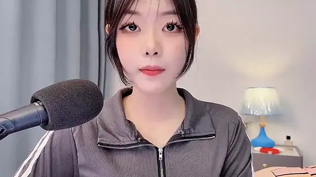 smalldaisy's Live XXX Chat