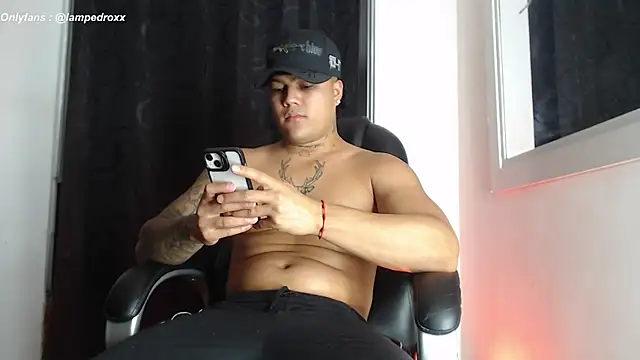 Pedro_x777 live XXX chat