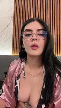 AliceRitter Adlı Modelin Canlı XXX Sohbeti