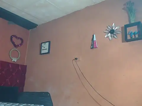 Perla_wondEr's Webcam Show