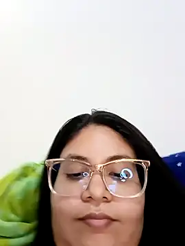 Aimi_velvet Adlı Modelin Canlı XXX Sohbeti