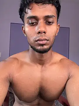 aestheticindianbbc Adlı Modelin Web Kamerası Şovu