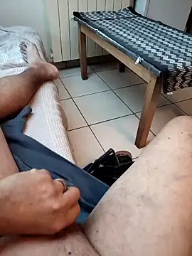 Corref élő XXX-chatje