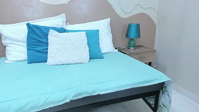 Pokazy przed kamerką – Enrrixxx_