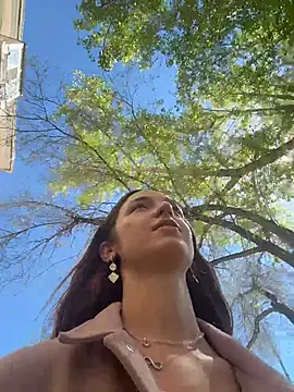 DollyTallのライブXXXチャット