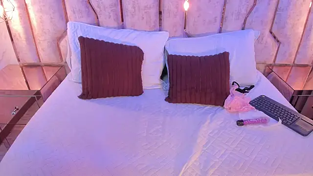 Вебкам-шоу chica_nocturna25