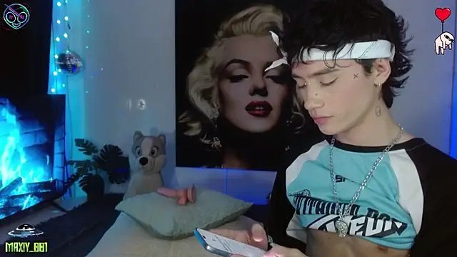 maxiy_001のウェブカメラショー