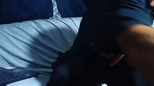 دردشة STIFFY-WOOD الجنسية المباشرة