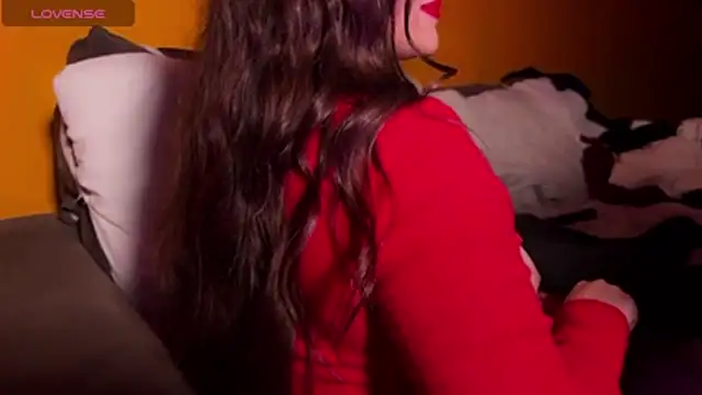 Elinatiranda élő XXX-chatje