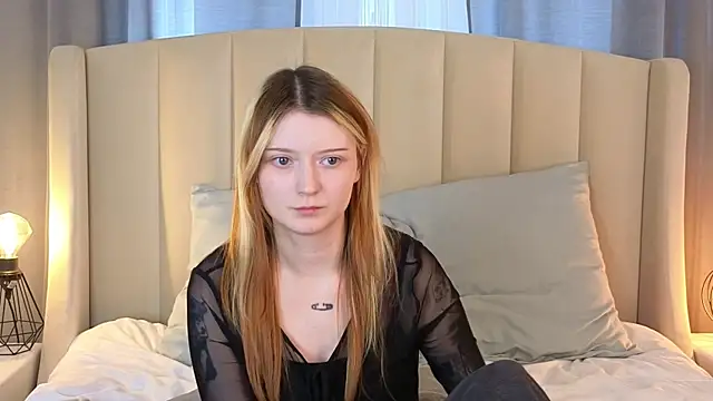 AlyssFrost Webcam show