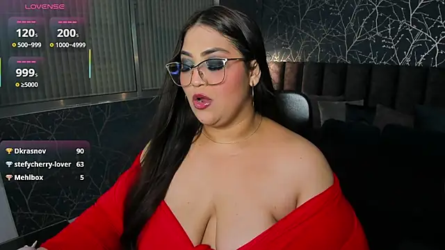 Chat +18 de Charlottxl ao vivo