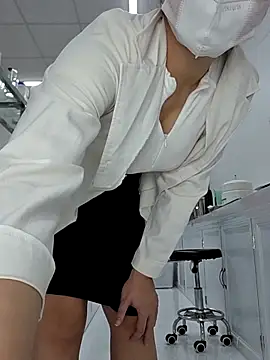 HinaLovely Live XXX-chat