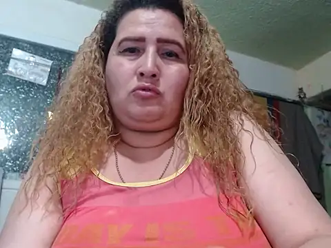 Chat XXX en directo de Perla1981--