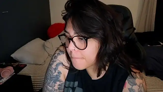 Chat +18 de miacanela_xo ao vivo