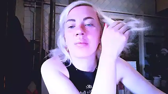 Czat XXX na żywo – EmmaCat_