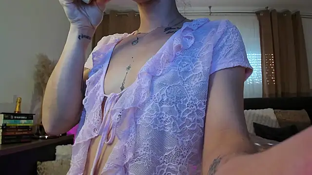 JacquelineHex's Live XXX Chat