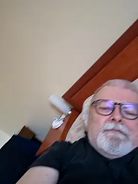 petvarad Chat XXX in diretta