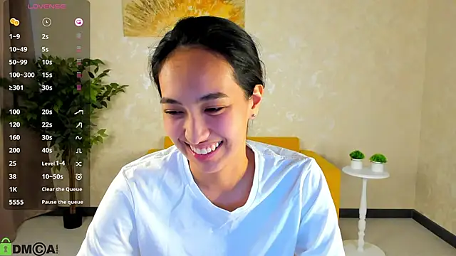 Czat XXX na żywo – FlirtyAura