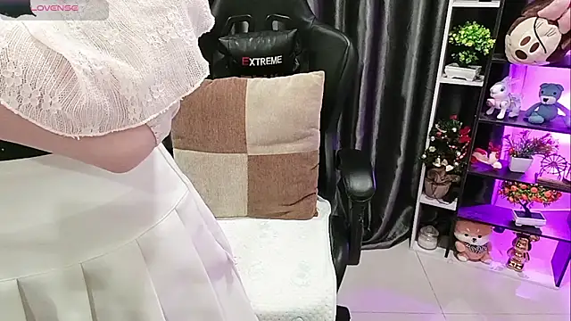 Yuki-yio: απευθείας συνομιλία ΧΧΧ