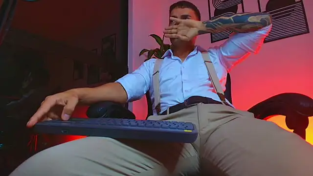 Show webcam de ALPHA_DOMINUS_