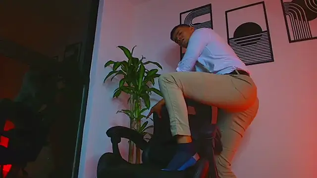 Živý XXX chat ALPHA_DOMINUS_