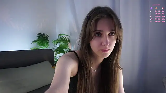 Онлайн чат XXX ClarineCasebolt