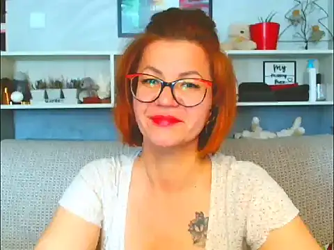 Natali3855 élő XXX-chatje