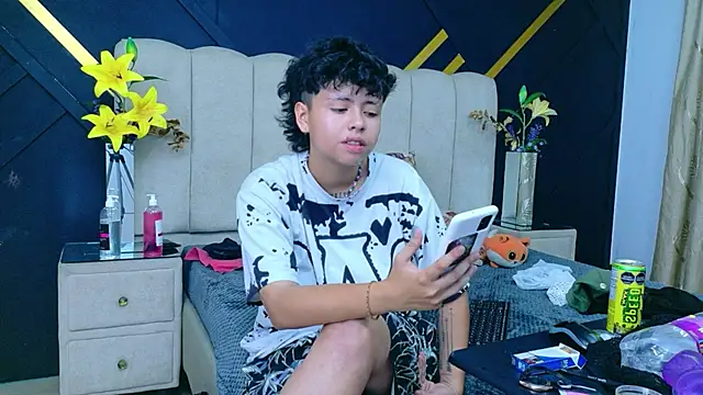 NikiEvanz Obrolan Langsung XXX