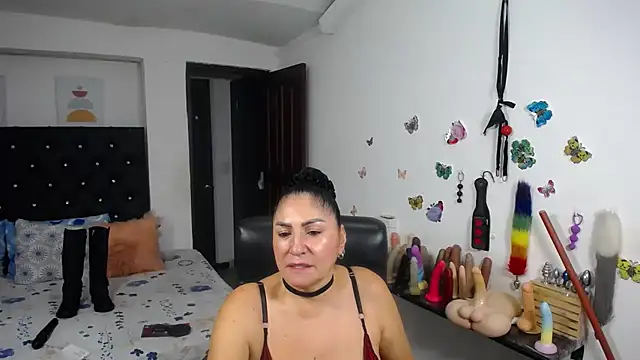 mature_bigboobs10's Live XXX Chat