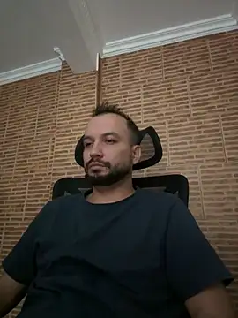 the_scort – Kamerová šou