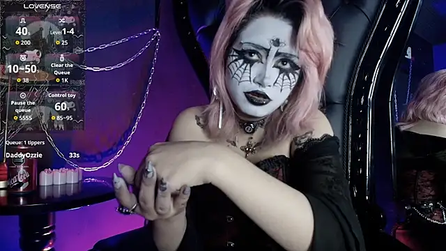 XXX chat uživo modela Navier__