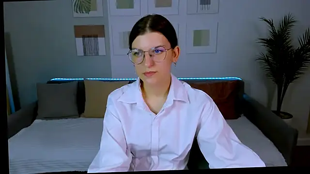 Онлайн чат XXX AnnaThorne