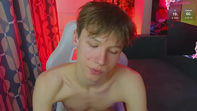 cuMte_boy 现场XXX聊天