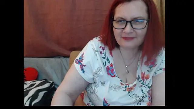 PlayfullMature Chat XXX in diretta