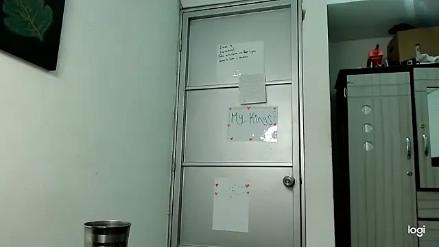 Baby_hornyJM Show Webcam