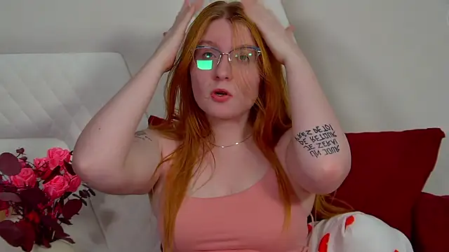 Chatroom XXX en direct de AliceAllisons