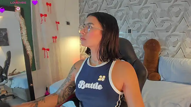 Chat XXX en directo de Sophiee_Hill