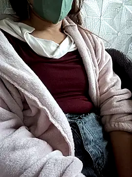 Chat XXX en directo de nat-tri