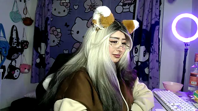 lussyevans24 Live XXX-chat