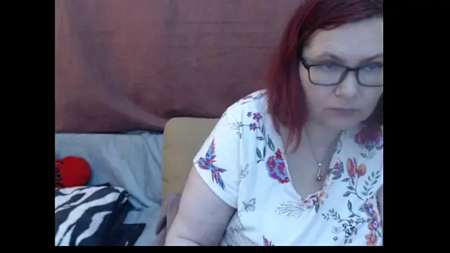 دردشة PlayfullMature الجنسية المباشرة