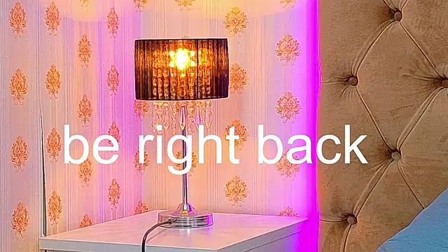 CoraVex's Live XXX Chat