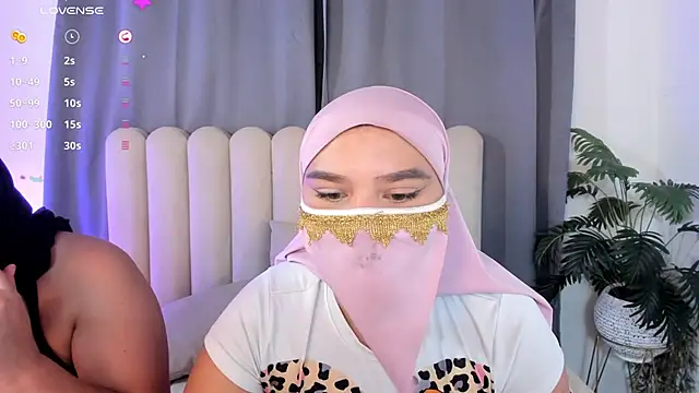 aziza_dalila02 Pertunjukan Webcam