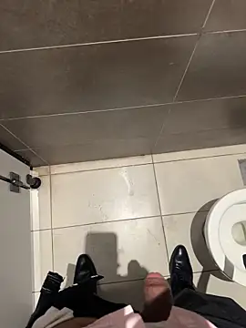 male62 网络视讯表演