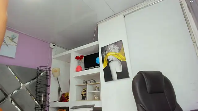 Chatroom XXX en direct de Zaira_sofiaa