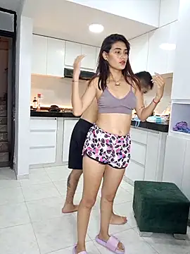royalgirls_x লাইভ XXX চ্যাট
