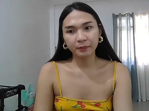 cumslut_selena69 现场XXX聊天