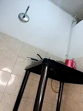 XXX chat uživo modela Emily_Rouse23