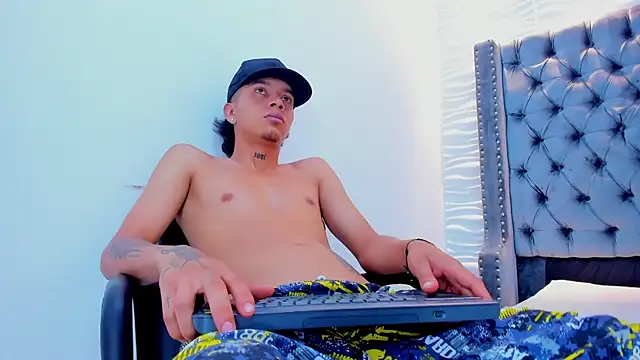 XXX chat uživo modela Joseph_vans2